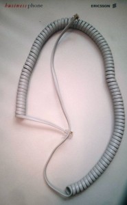 Kabel słuchawkowy  5m  Przeznaczone do  telefonów Dialog Ericsson Aastra Mitel jasno-szary